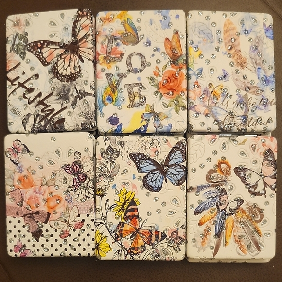 Accessories - White Butterfly & Floral Compact Mirrors 12 PIECES.